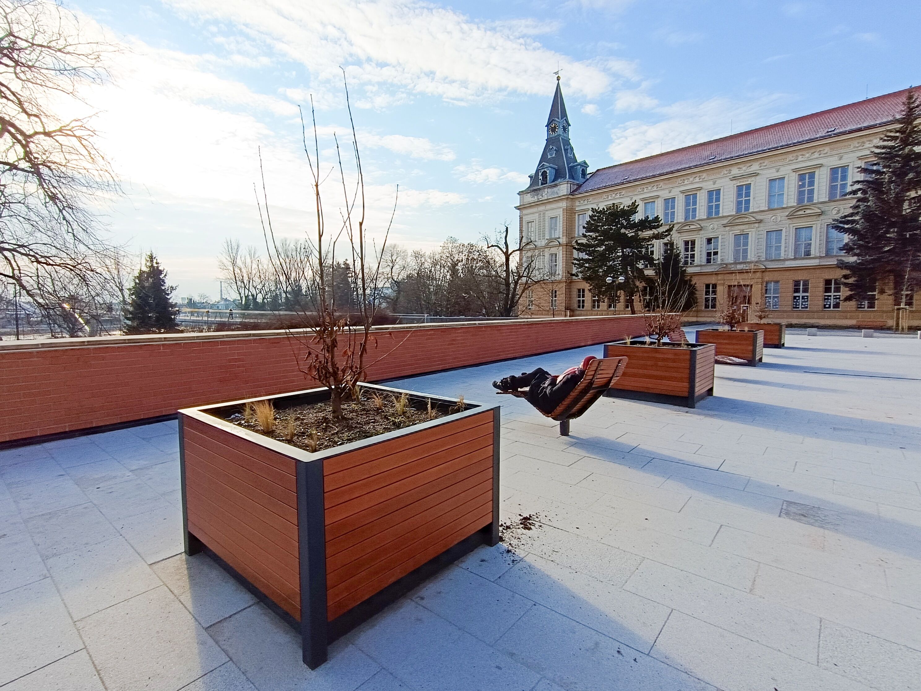 Rekonstrukce terasy Eliška finišuje. Probíhá přejímací řízení a odstraňování vad a nedodělků. Na jaře dojde k oficiálnímu otevření.