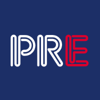 Němec obdivující Prahu. I to je umělec Mike Köppe, který nově vystavuje v Galerie PRE