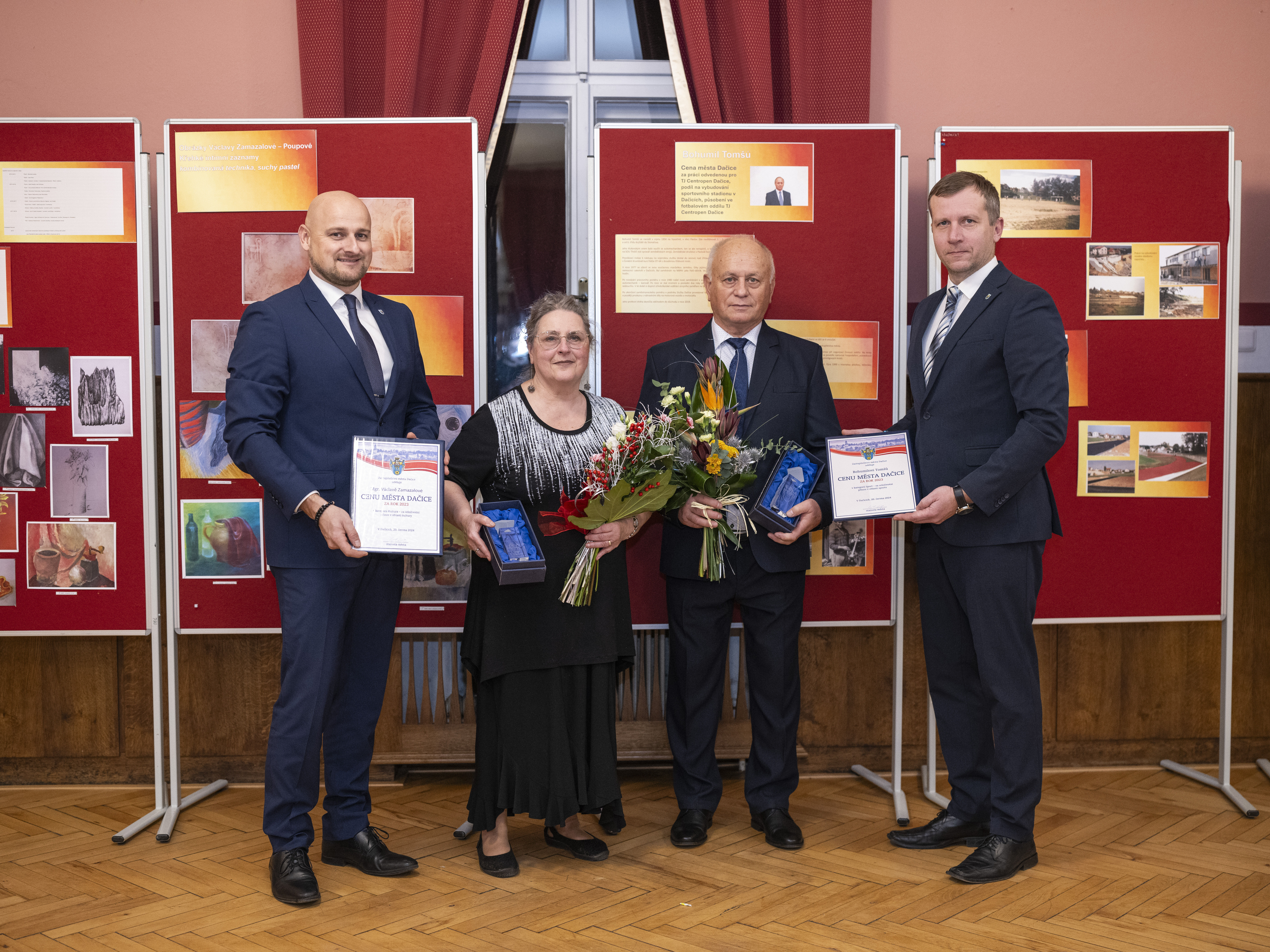 Ceny města Dačice za rok 2023 byly předány