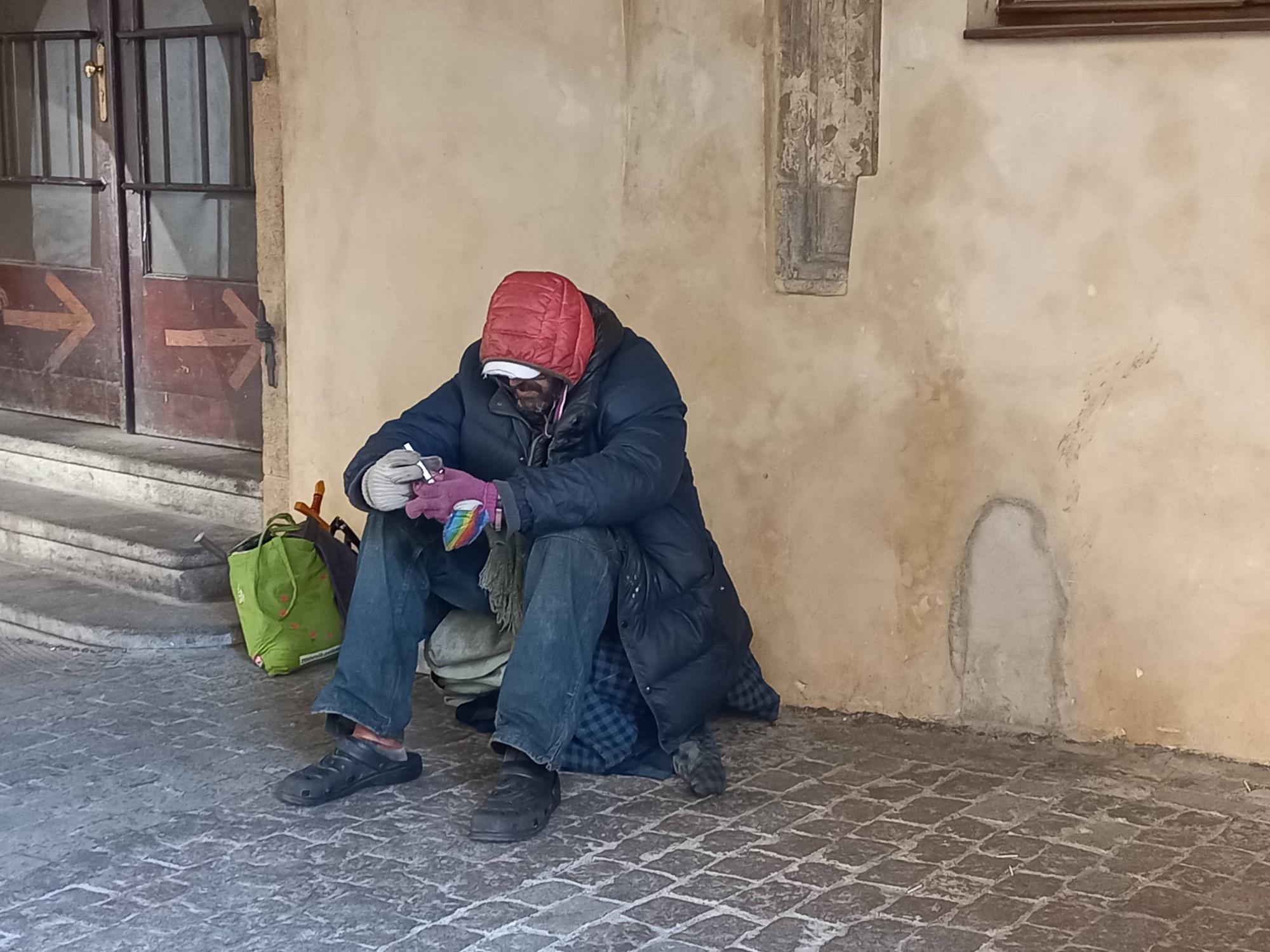 Praha plánuje otevřít na Andělu moderní krizové centrum. Koupí bytový dům s dvorem a ordinacemi
